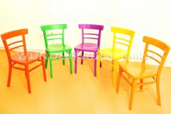 Stuhl farbig