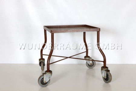 Blumenrollwagen